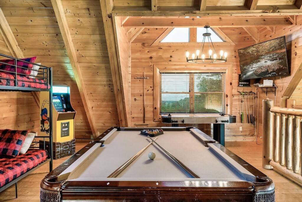 Cabin-N-Smokys! Indoor Resort Pool Views Hot Tub Game Room Sevierville Exterior foto